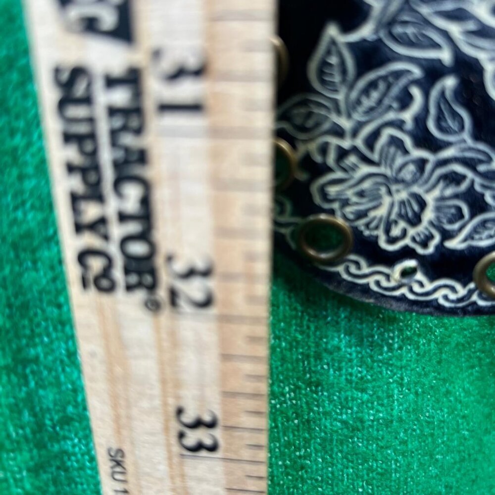 Women’s Vintage Concho Leather Belt Floral Western Boho Brass Buckle 34 - Picture 4 of 6